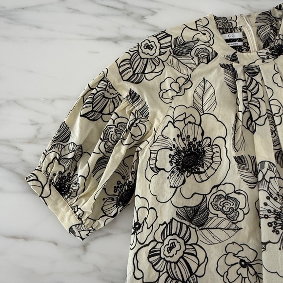 CO Embroidered Floral Puff Sleeve Top - FW18 - Size S - Picture 3 of 4